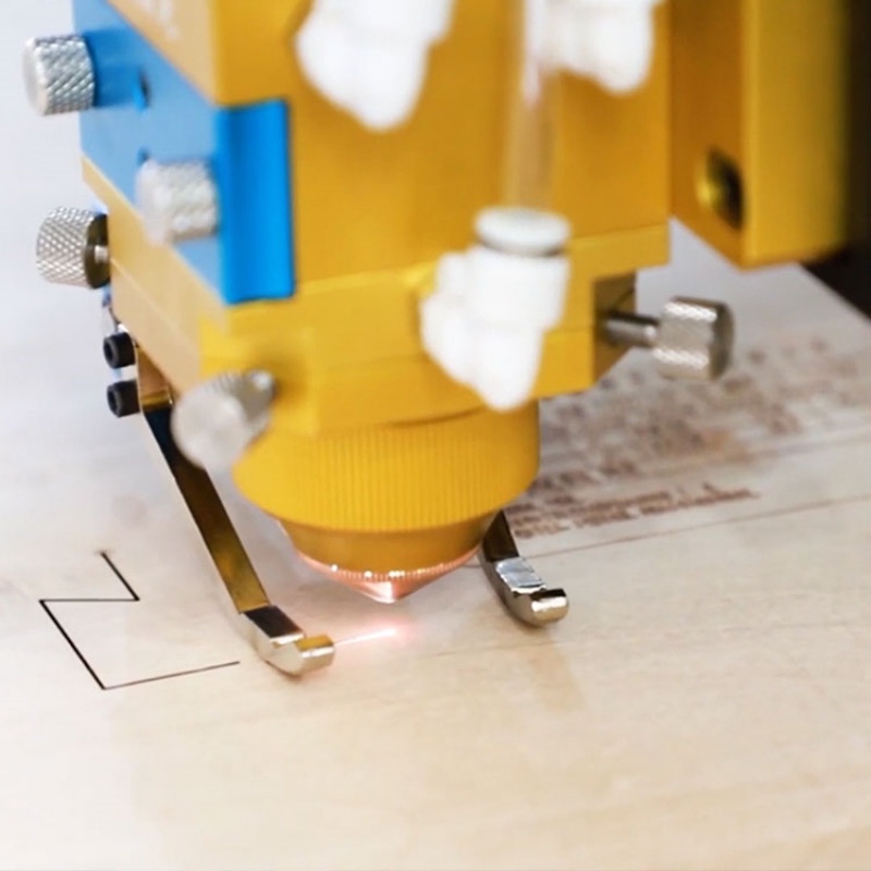 Flat Die Board Laser Cutting Machine