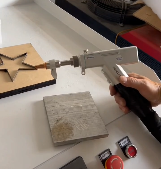 The welding gun1