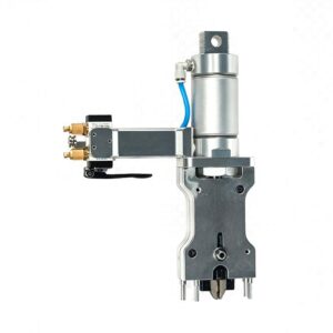 Pneumatic steel rule puller